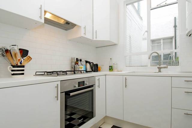  Image of 2 bedroom Property to rent in Tavistock Road London W11 at Tavistock Road  London, W11 1AW