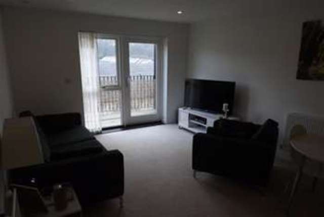  Image of 2 bedroom Flat to rent in Tay Road Tilehurst Reading RG30 at Reading, RG30 4DR