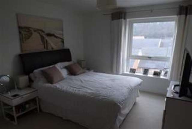  Image of 2 bedroom Flat to rent in Tay Road Tilehurst Reading RG30 at Reading, RG30 4DR