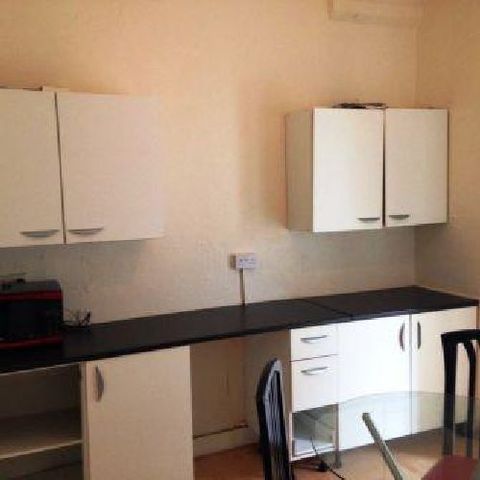  Image of 4 bedroom House Share to rent in Teignmouth Road Selly Oak Birmingham B29 at Selly Oak West Midlands Selly Oak, B29 7AX