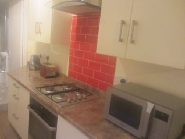  Image of 5 bedroom House Share to rent in Teignmouth Road Selly Oak Birmingham B29 at Selly Oak West Midlands Selly Oak, B29 7AX