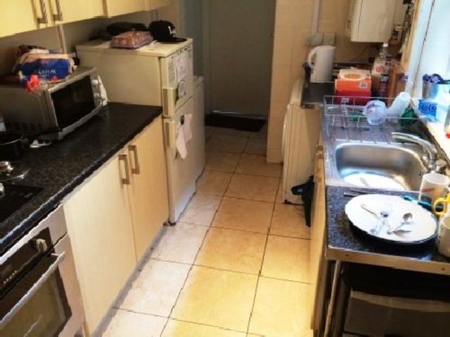  Image of 4 bedroom House Share to rent in Teignmouth Road Selly Oak Birmingham B29 at Selly Oak West Midlands Selly Oak, B29 7BA