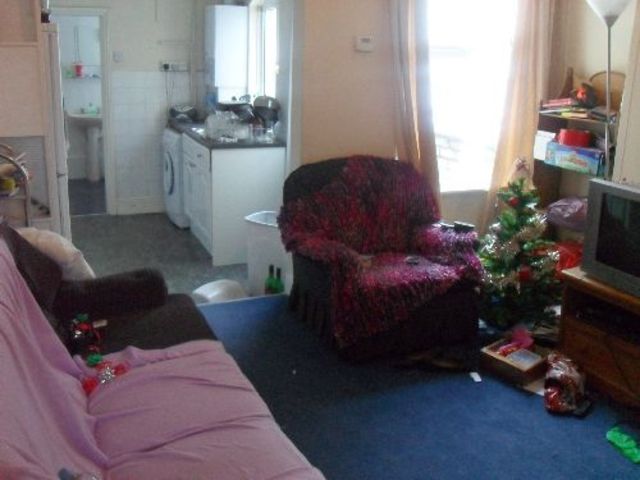  Image of 5 bedroom House Share to rent in Teignmouth Road Selly Oak Birmingham B29 at Selly Oak West Midlands Selly Oak, B29 7BA