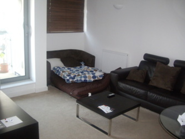  Image of 2 bedroom Flat to rent in Mercury Gardens Romford RM1 at The Axiom Apartments Mercury Gardens Romford, RM1 3HJ