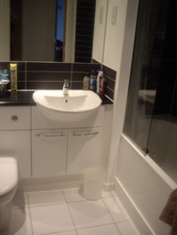  Image of 2 bedroom Flat to rent in Mercury Gardens Romford RM1 at The Axiom Apartments Mercury Gardens Romford, RM1 3HJ