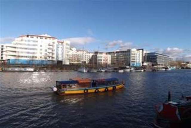  Image of 2 bedroom Flat to rent in Hannover Quay Bristol BS1 at Bristol, BS1 5JQ