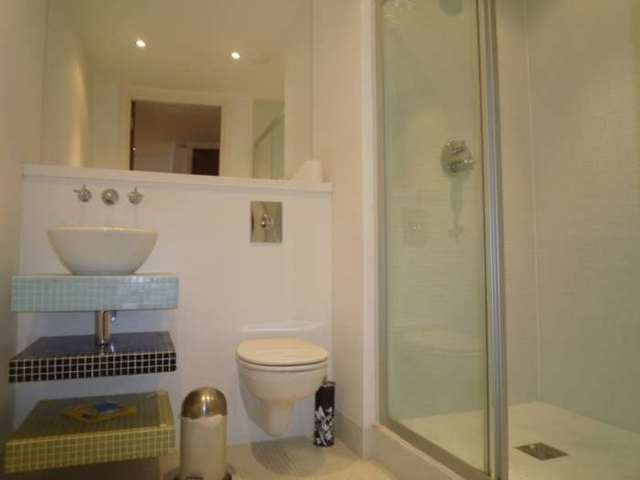  Image of 1 bedroom Apartment to rent in Clowes Street Salford M3 at Clowes St  Manchester, M3 5NE