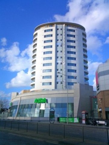  Image of 1 bedroom Flat to rent in Mercury Gardens Romford RM1 at The Exon  Romford, RM1 3EE