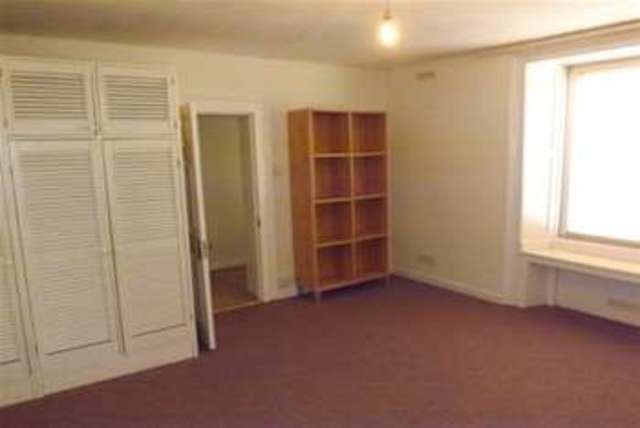  Image of 1 bedroom Flat to rent in Holyrood Place Plymouth PL1 at Plymouth, PL1 2QB