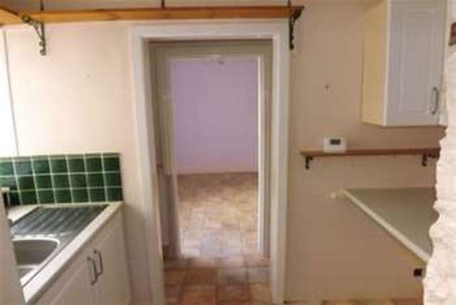  Image of 1 bedroom Flat to rent in Holyrood Place Plymouth PL1 at Plymouth, PL1 2QB