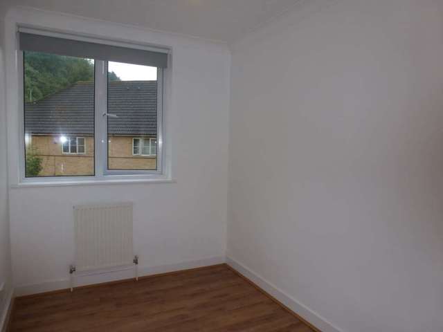  Image of 2 bedroom Apartment to rent in The Mariners Valetta Way Rochester ME1 at The Mariners Valetta Way Rochester, ME1 1FB