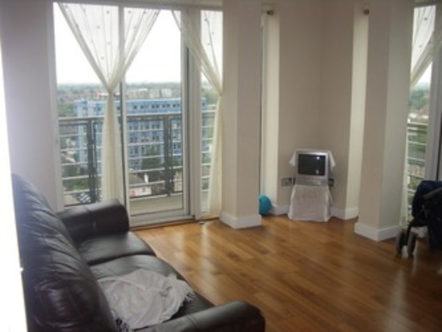  Image of 2 bedroom Apartment to rent in High Road Chadwell Heath Romford RM6 at The Pinnacle 160 High Road Chadwell Heath, RM6 6PN