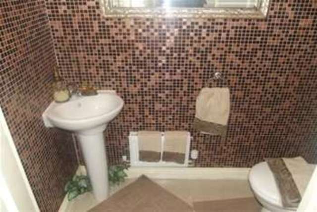  Image of 3 bedroom Property to rent in Rhode Island Drive Exeter EX2 at Exeter, EX2 7FH