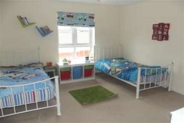  Image of 3 bedroom Property to rent in Rhode Island Drive Exeter EX2 at Exeter, EX2 7FH