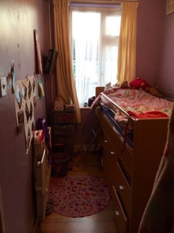 Image of 3 bedroom Terraced house to rent in Thornton Road Ilford IG1 at THORNTON ROAD  ILFORD, IG1 2ER