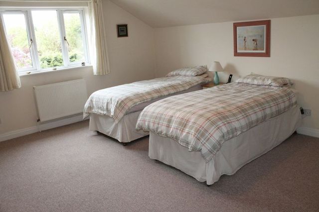  Image of 3 bedroom Bungalow for sale in Threlfalls Lane Southport PR9 at Threlfalls Lane Array Banks, PR9 9PT