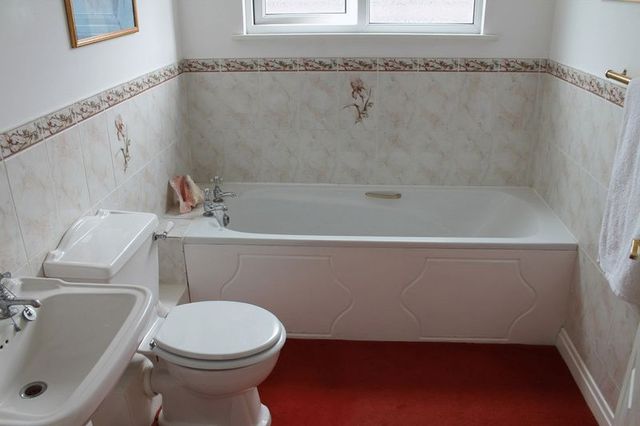  Image of 3 bedroom Bungalow for sale in Threlfalls Lane Southport PR9 at Threlfalls Lane Array Banks, PR9 9PT