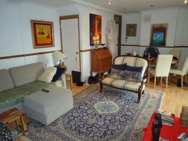  Image of 2 bedroom Maisonette to rent in Tiber Gardens London N1 at Tiber Gardens  Kings Cross, N1 0XF