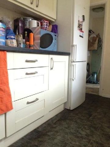  Image of 4 bedroom House Share to rent in Tiverton Road Selly Oak Birmingham B29 at Selly Oak West Midlands Selly Oak, B29 6BU