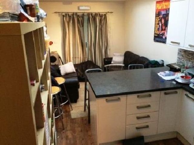  Image of 7 bedroom House Share to rent in Tiverton Road Selly Oak Birmingham B29 at Selly Oak West Midlands Selly Oak, B29 6BY