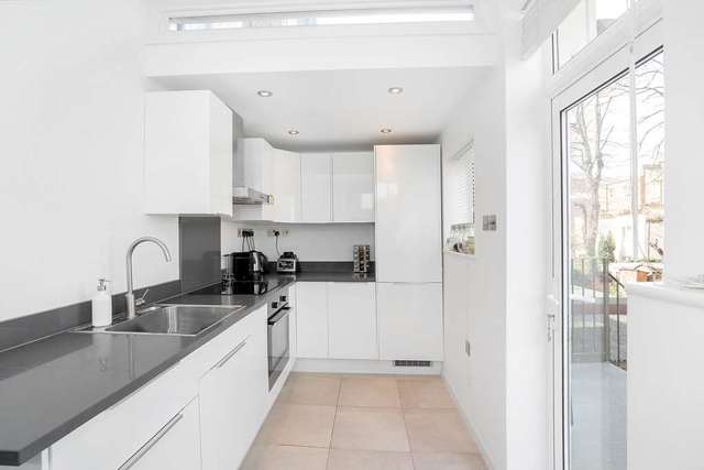  Image of 1 bedroom Flat to rent in Tollington Road London N7 at Tollington Road Holloway London, N7 6PD
