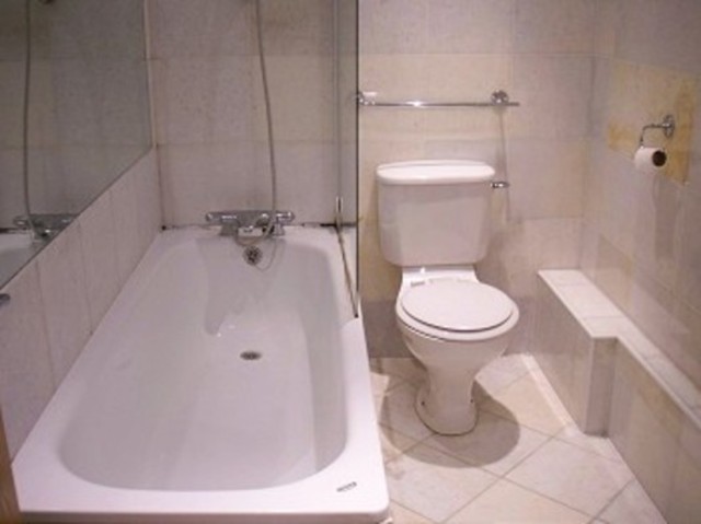  Image of 3 bedroom Flat to rent in Sydney Road Enfield EN2 at Tower Point Sydney Road Enfield, EN2 6SZ