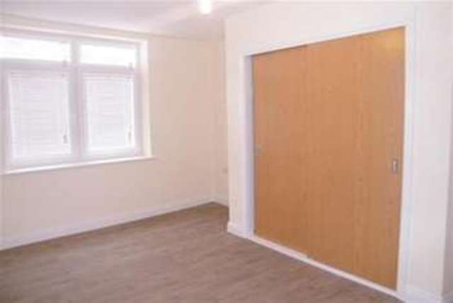  Image of 1 bedroom Flat to rent in Feathers Lane Basingstoke RG21 at Basingstoke, RG21 7AS