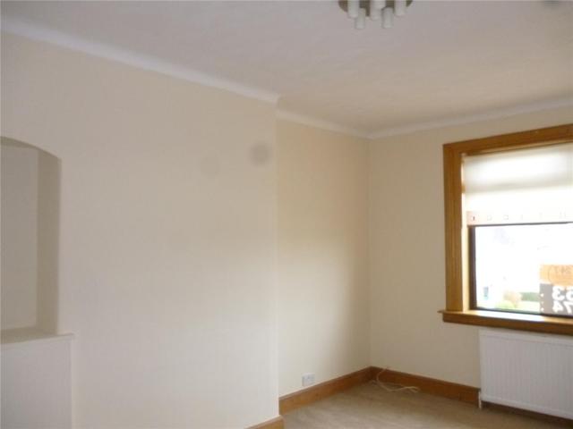  Image of 2 bedroom Flat to rent in Turnberry Drive Kilmarnock KA1 at Kilmarnock East Ayrshire East Ayrshire, KA1 4LJ