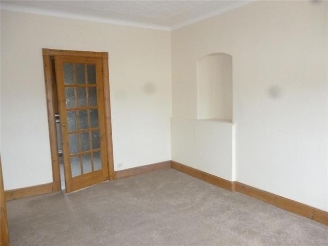  Image of 2 bedroom Flat to rent in Turnberry Drive Kilmarnock KA1 at Kilmarnock East Ayrshire East Ayrshire, KA1 4LJ
