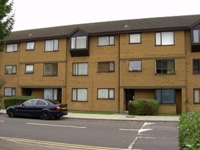  Image of Studio flat to rent in Tysoe Avenue Enfield EN3 at Tysoe Avenue  Enfield, EN3 6DZ