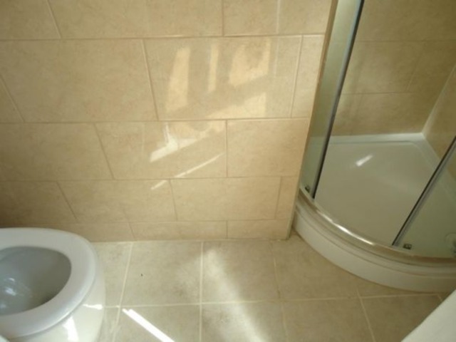  Image of Maisonette to rent in Twyford Street London N1 at Tywford Street  Kings Cross, N1 0BZ