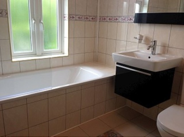  Image of 3 bedroom Flat to rent in Ulleswater Road London N14 at Ulleswater Road  Southgate, N14 7BT