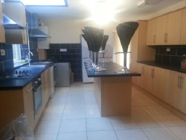  Image of 7 bedroom House Share to rent in Umberslade Road Selly Oak Birmingham B29 at Selly Oak West Midlands Selly Oak, B29 7RZ