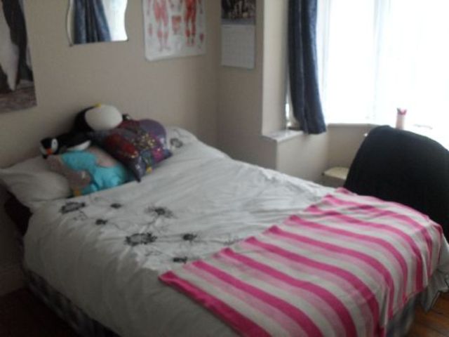  Image of 4 bedroom House Share to rent in Umberslade Road Selly Oak Birmingham B29 at Selly Oak West Midlands Selly Oak, B29 7SB