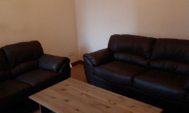  Image of 4 bedroom House Share to rent in Umberslade Road Selly Oak Birmingham B29 at Selly Oak West Midlands Selly Oak, B29 7SG