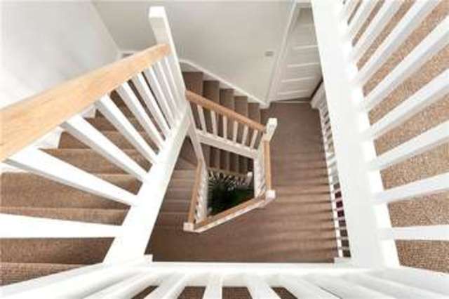  Image of 5 bedroom Detached house for sale in Upland Park Road Oxford OX2 at Oxford  Wolvercote, OX2 7RU