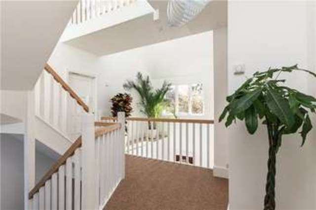  Image of 5 bedroom Detached house for sale in Upland Park Road Oxford OX2 at Oxford  Wolvercote, OX2 7RU