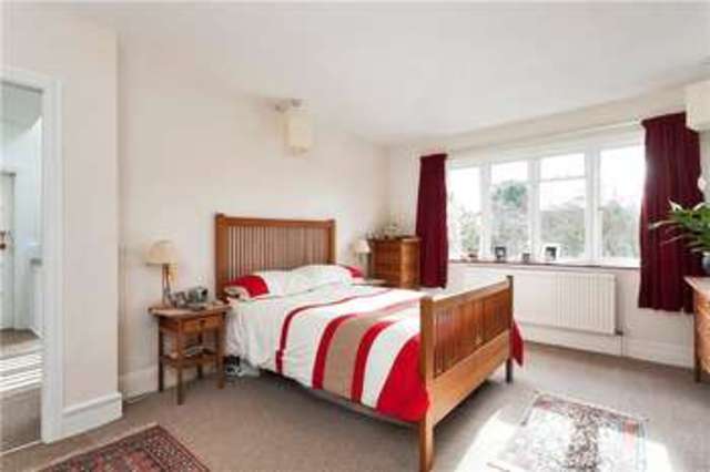  Image of 5 bedroom Detached house for sale in Upland Park Road Oxford OX2 at Oxford  Wolvercote, OX2 7RU