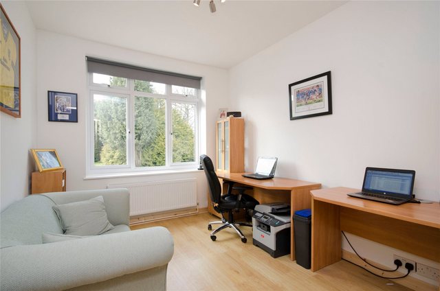  Image of 5 bedroom Detached house for sale in Upper Campsfield Road Woodstock OX20 at Woodstock Oxfordshire Woodstock, OX20 1QG