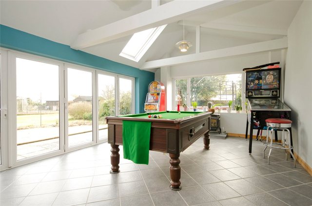  Image of 5 bedroom Detached house for sale in Upper Campsfield Road Woodstock OX20 at Woodstock Oxfordshire Woodstock, OX20 1QG