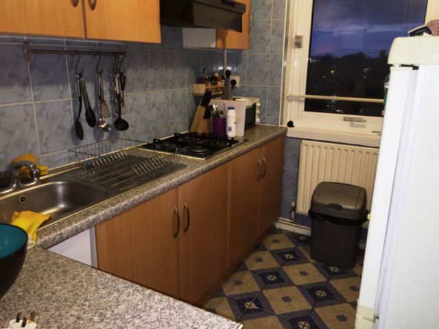  Image of 2 bedroom Flat to rent in Usk Street London E2 at Bethnal Green Stepney Green London, E2 0QH