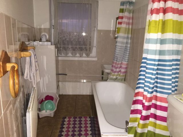  Image of 2 bedroom Flat to rent in Usk Street London E2 at Bethnal Green Stepney Green London, E2 0QH