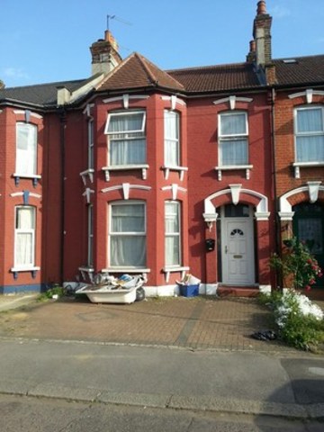  Image of 3 bedroom Terraced house to rent in Vernon Road Ilford IG3 at VERNON ROAD GOODMAYES ILFORD, IG3 8DL
