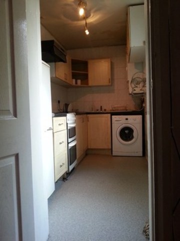  Image of 3 bedroom Terraced house to rent in Vernon Road Ilford IG3 at VERNON ROAD GOODMAYES ILFORD, IG3 8DL