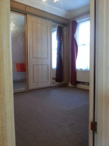  Image of 3 bedroom Terraced house to rent in Vernon Road Ilford IG3 at VERNON ROAD GOODMAYES ILFORD, IG3 8DL