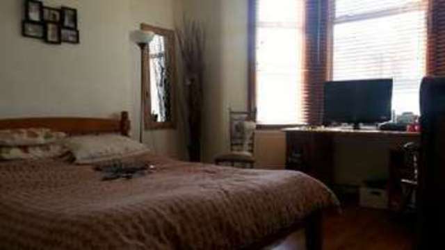  Image of 2 bedroom Flat to rent in Vicarage Lane Ilford IG1 at Vicarage Lane  Ilford, IG1 4AL