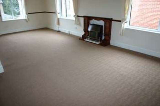 Image of 4 bedroom Flat to rent in Victoria Road Netley Abbey Southampton SO31 at Victoria Road Netley Abbey Southampton, SO31 5DG