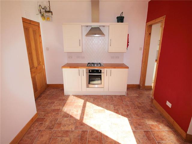  Image of 2 bedroom Flat to rent in Victoria Road Aberdeen AB11 at Torry Aberdeen Aberdeen, AB11 9NP