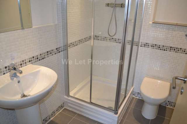  Image of 2 bedroom Apartment to rent in Water Street Manchester M3 at Water Street  Manchester, M3 4JE