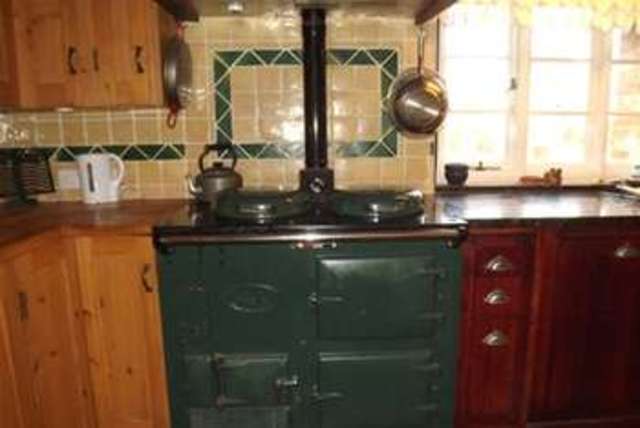  Image of 3 bedroom Detached house to rent in Hound Green Hook RG27 at Hook, RG27 8LQ